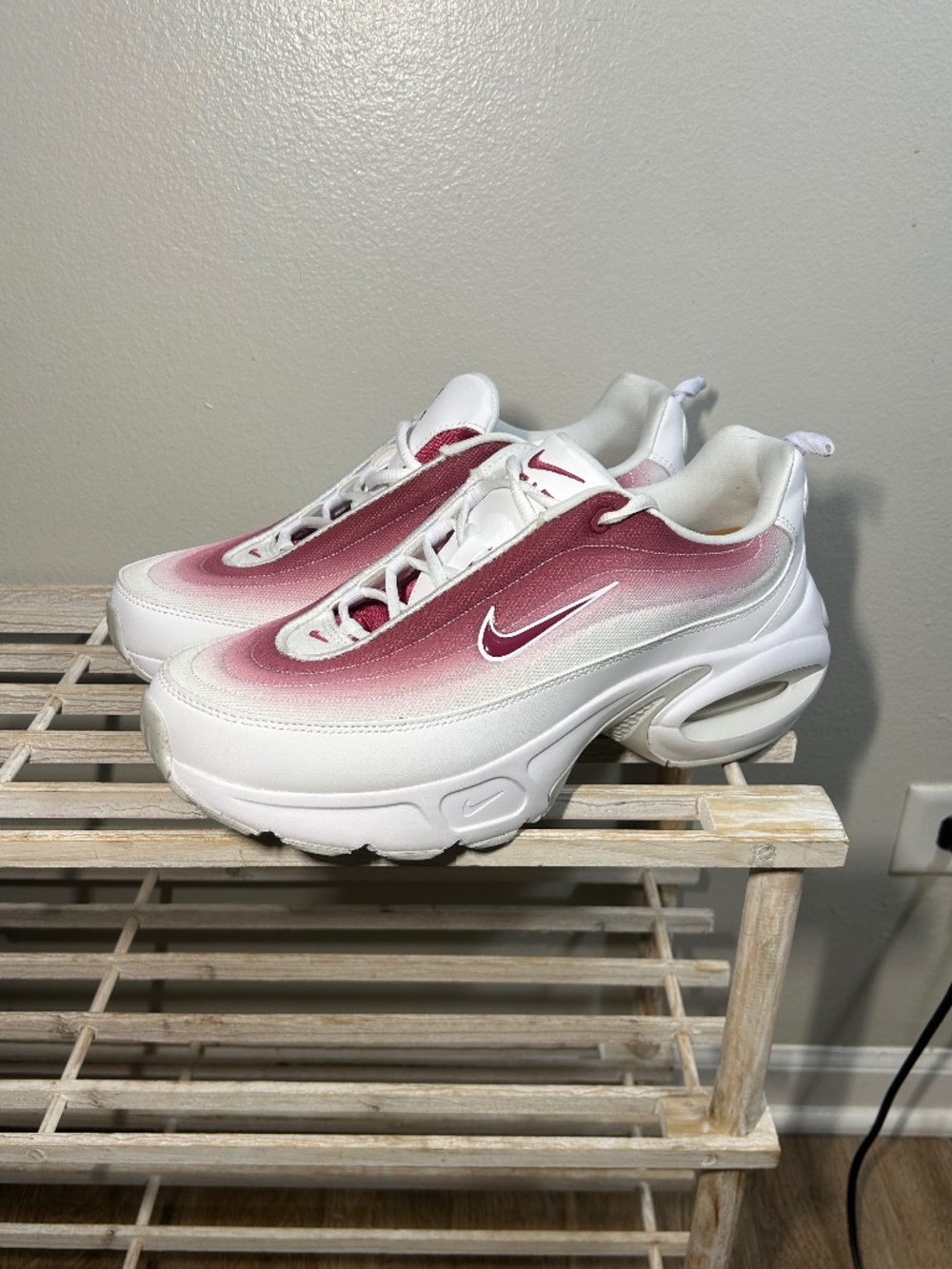 Nike Women's Air Max Portal White Sweet Beet HF3053-109 NEW W/O BOX